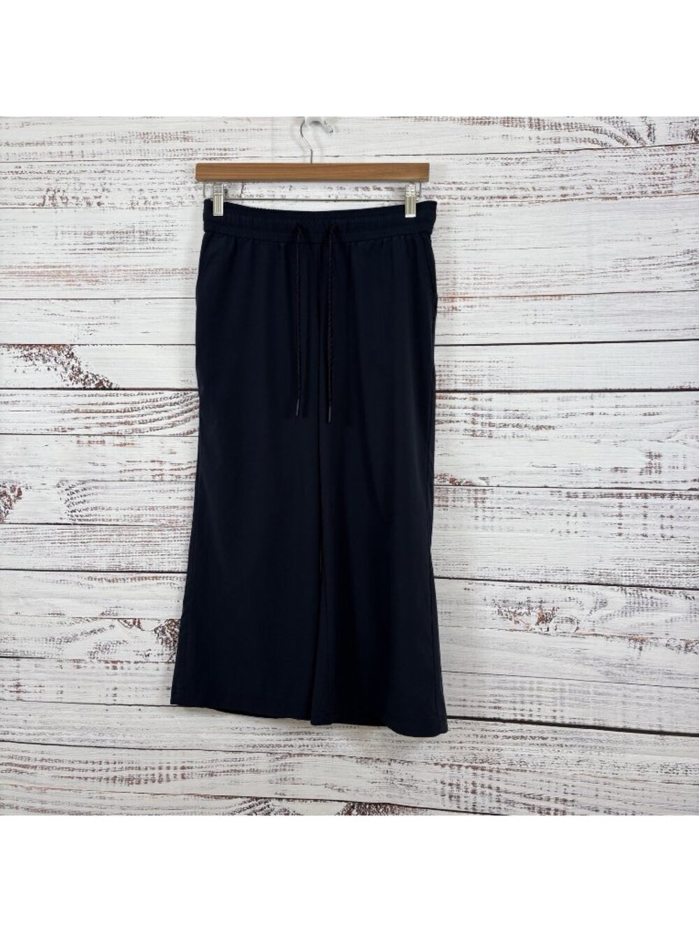 J.Jill Fit Navy Elastic Waist Crop Capri Pants